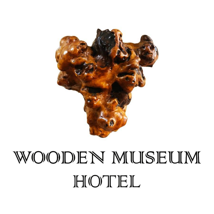 Wooden Museum Hotel Kutaisi Exterior photo