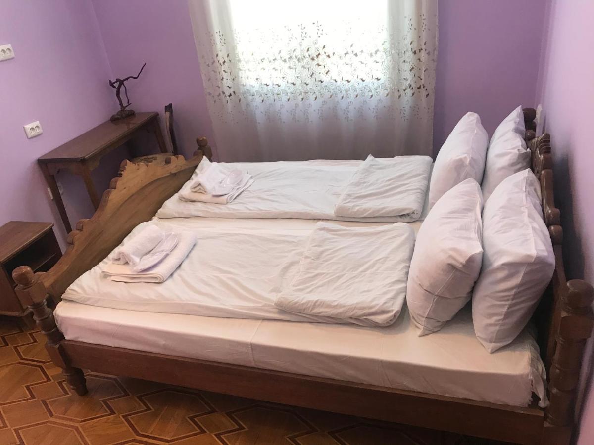 Wooden Museum Hotel Kutaisi Room photo