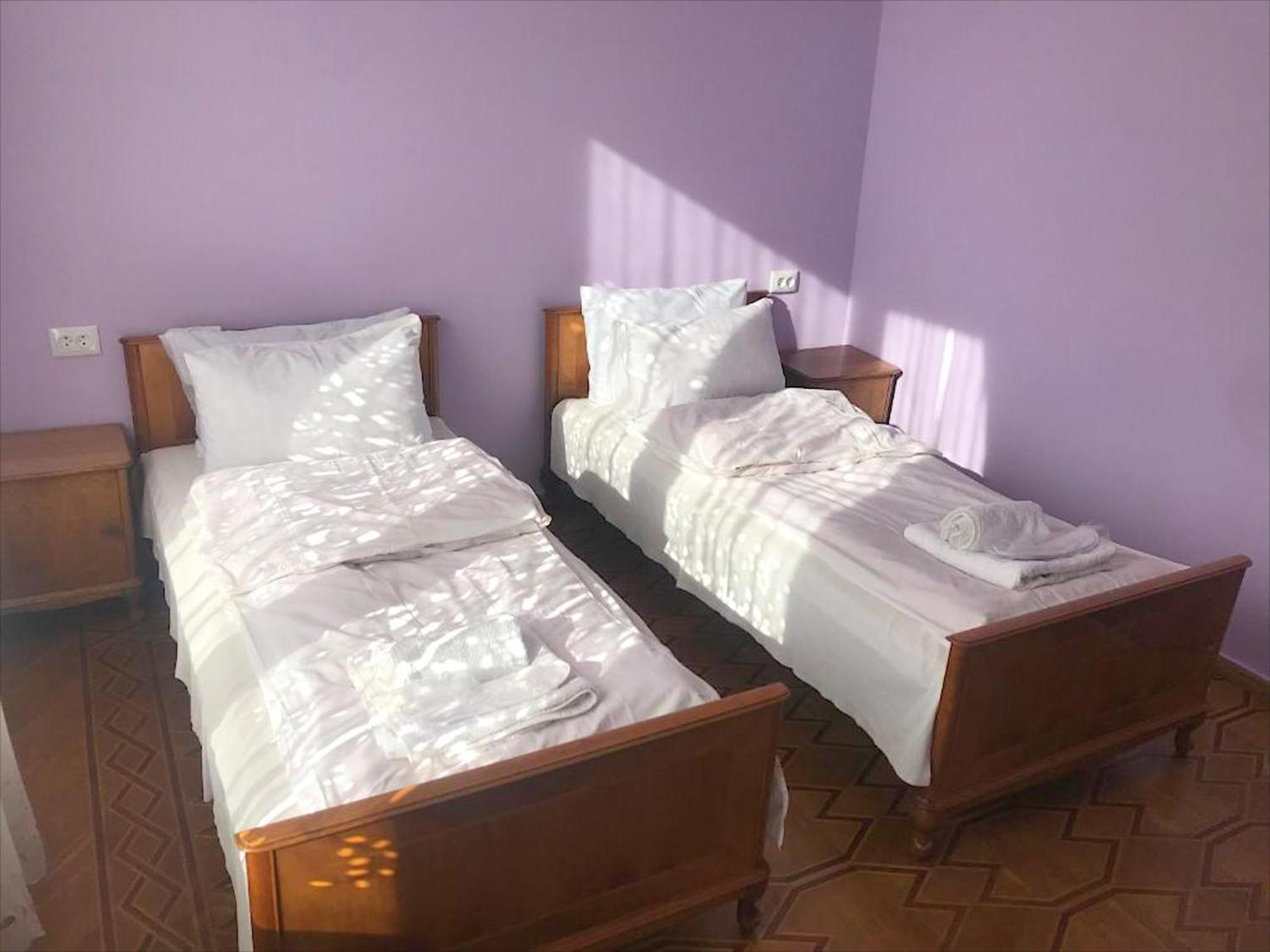 Wooden Museum Hotel Kutaisi Room photo
