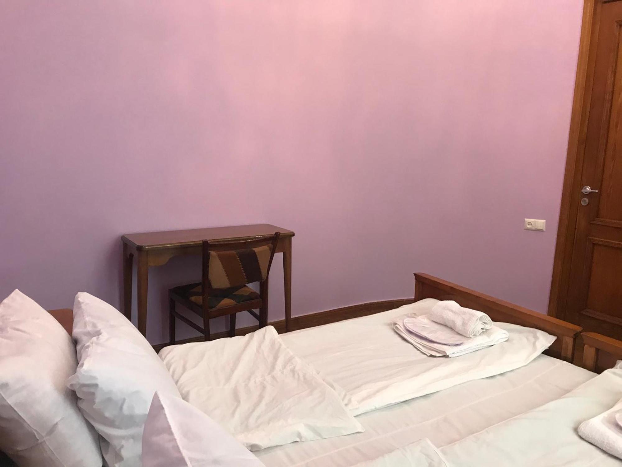 Wooden Museum Hotel Kutaisi Room photo